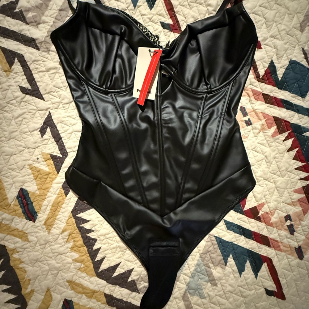 Black Sleeveless Bustier Bodysuit